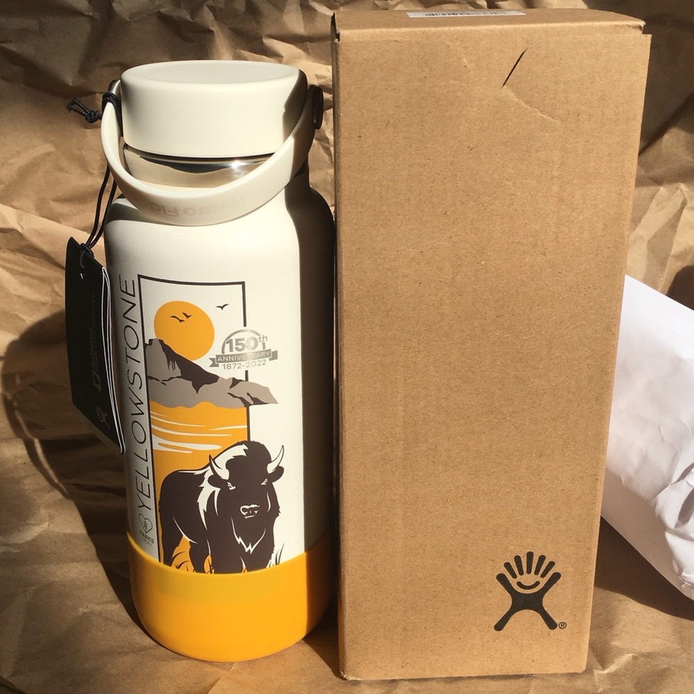 Hydro Flask 32 oz Yellowstone 150 Ivory Wide Mouth